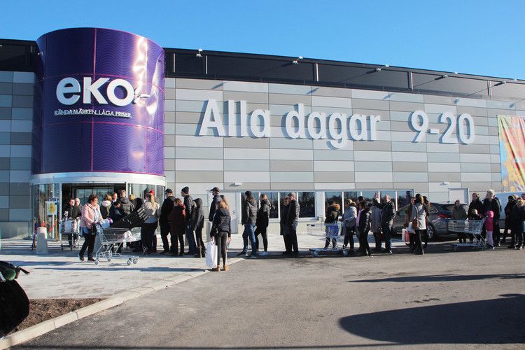 Utsidan av EKO stormarknad